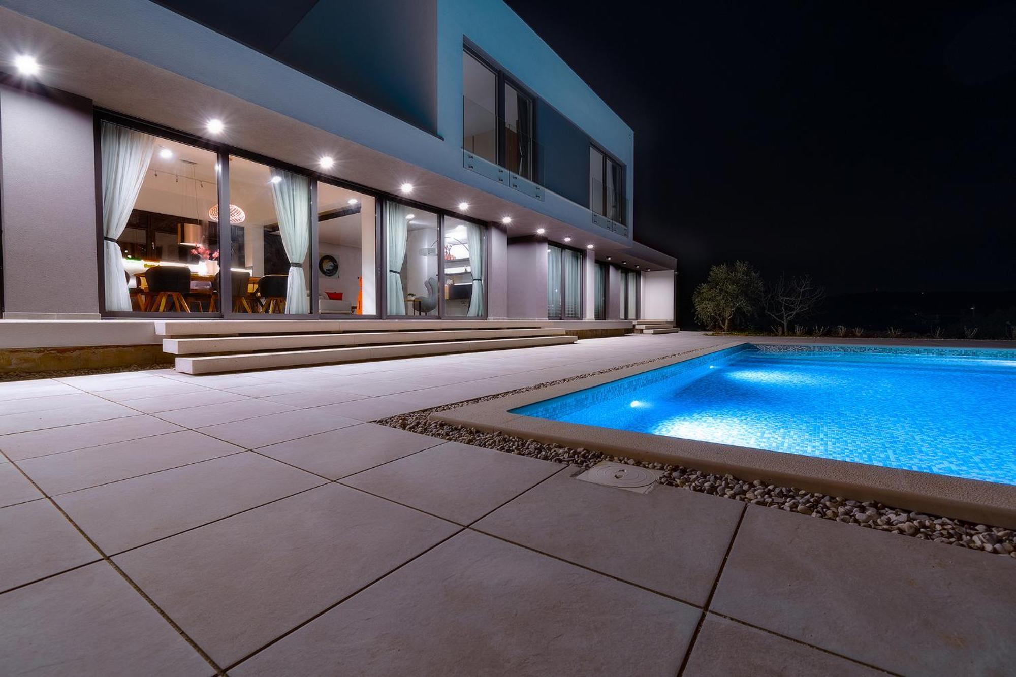 Martincic Residence - 5 Stars Luxury With Pool Heating On 4000M2 Rakalj Exterior photo