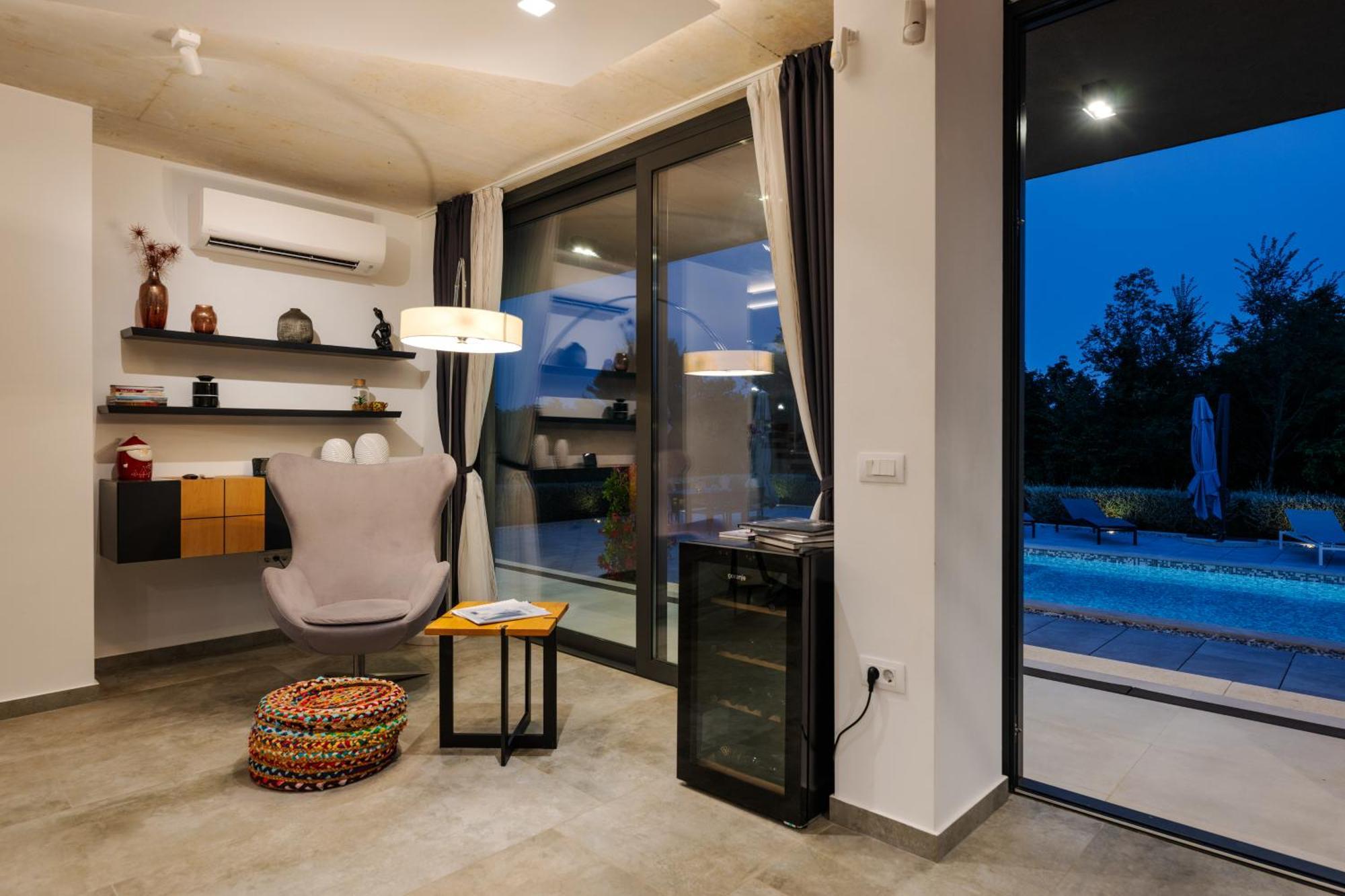 Martincic Residence - 5 Stars Luxury With Pool Heating On 4000M2 Rakalj Exterior photo