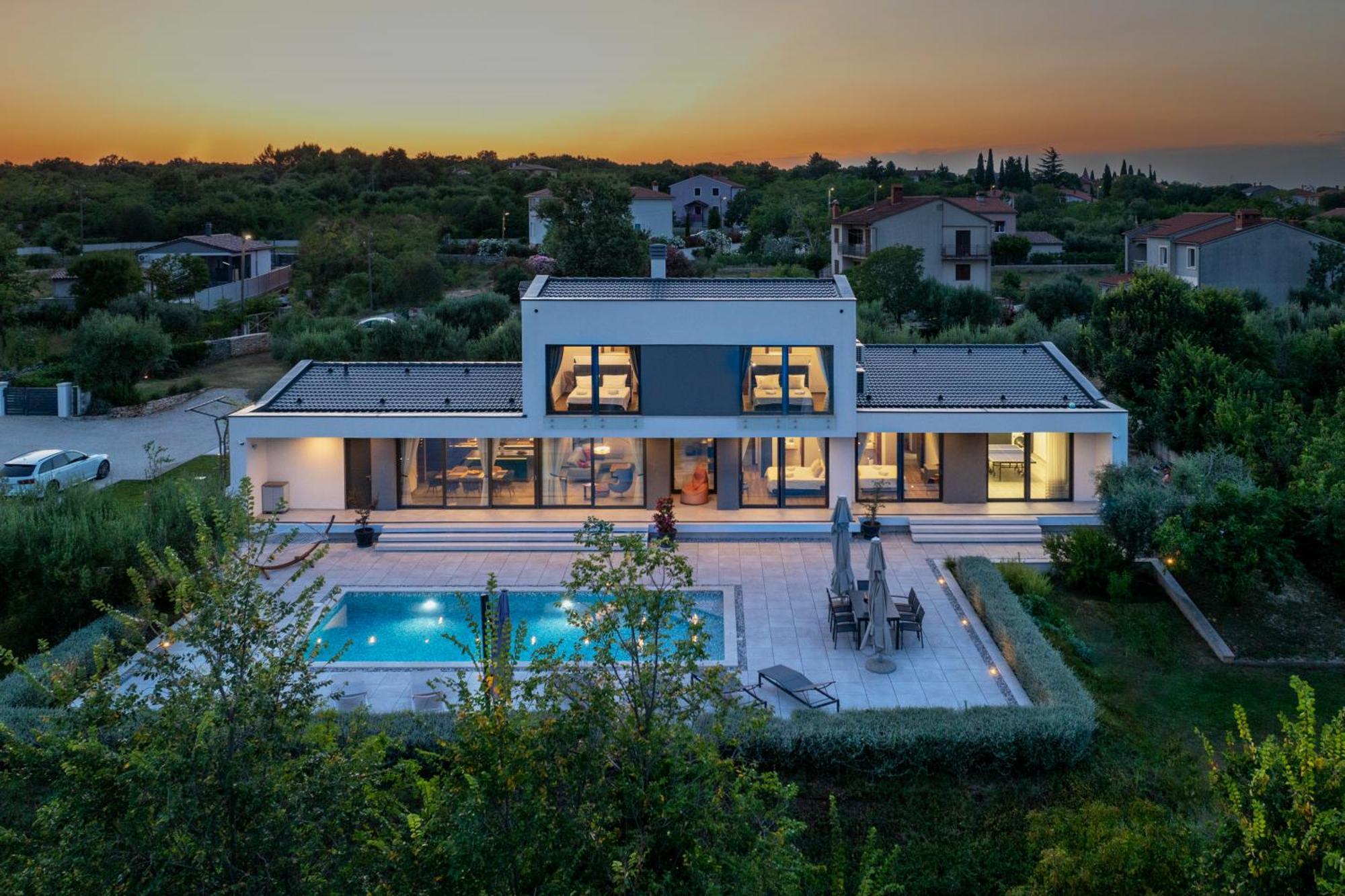 Martincic Residence - 5 Stars Luxury With Pool Heating On 4000M2 Rakalj Exterior photo