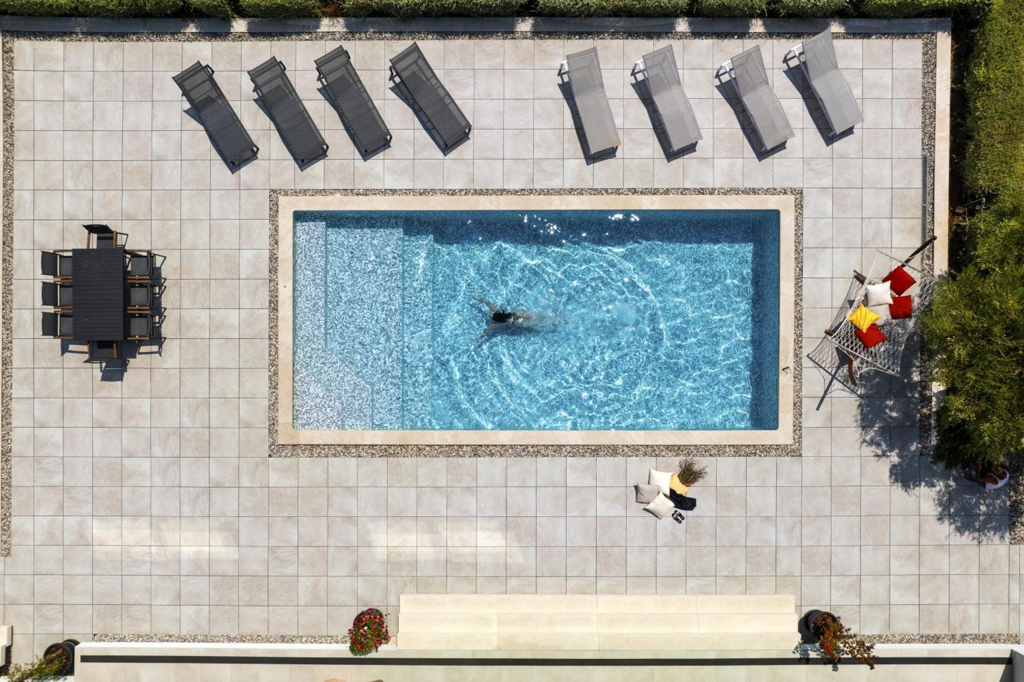 Martincic Residence - 5 Stars Luxury With Pool Heating On 4000M2 Rakalj Exterior photo