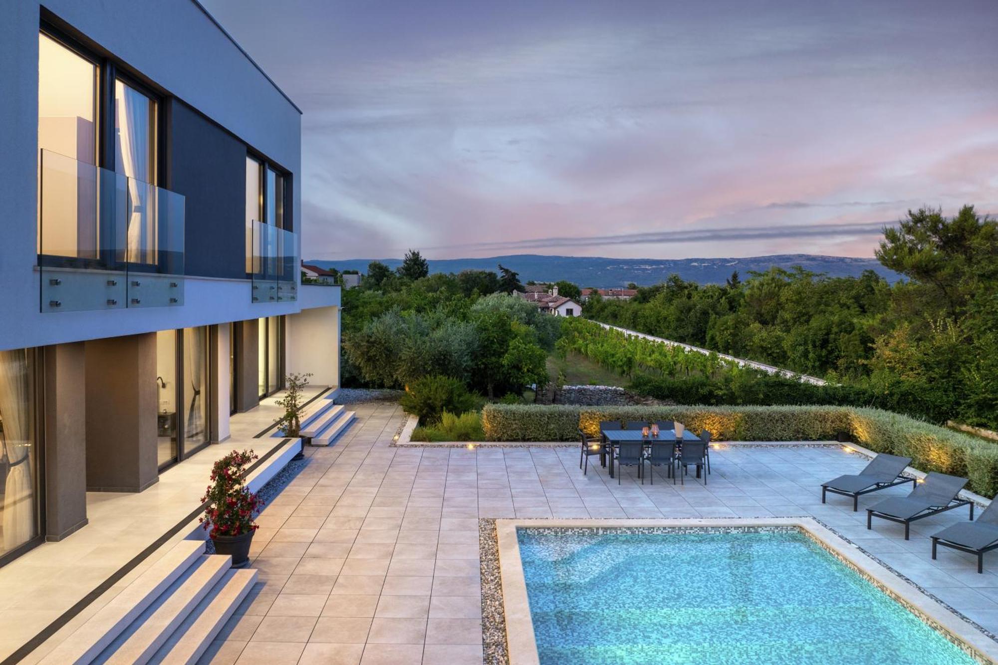 Martincic Residence - 5 Stars Luxury With Pool Heating On 4000M2 Rakalj Exterior photo